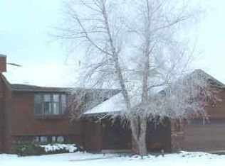 60 Lexington Ct, Mankato, MN 56001