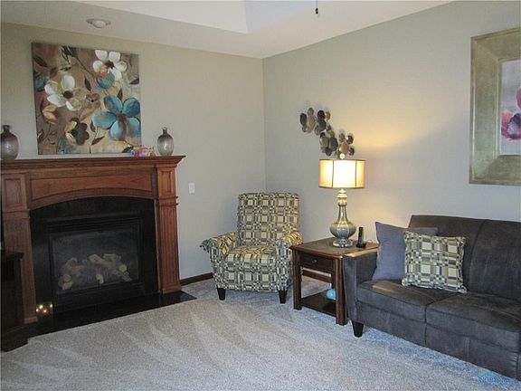 4th image of 6833 Greentree Ln