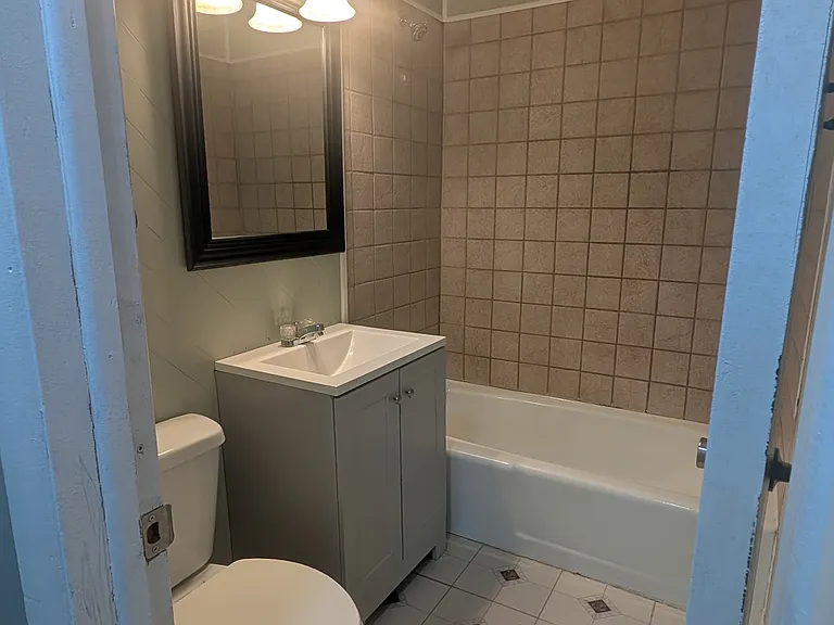 4830 W Esthner St — Photo 8