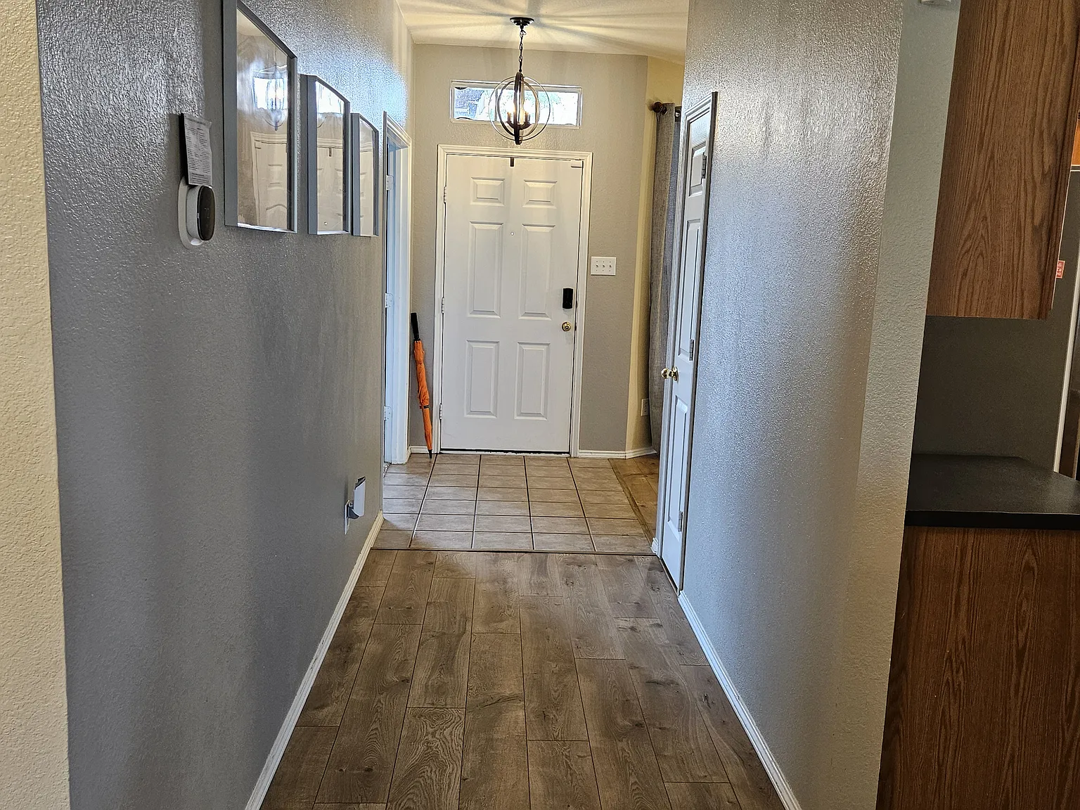 3 bed, 1870 sqft, $2,500 — Photo 4
