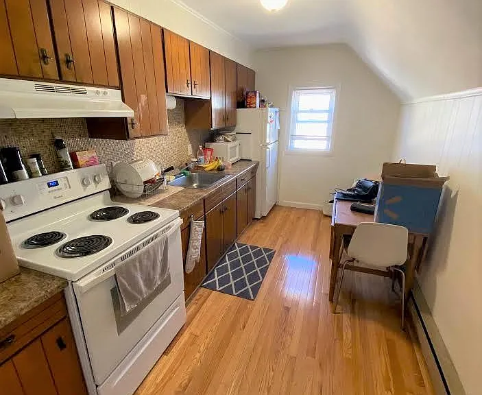 16 Prescott St #A — Photo 2