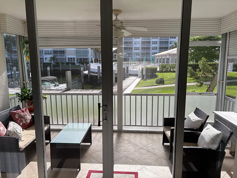 910 Dogwood Dr #142 — Photo 24
