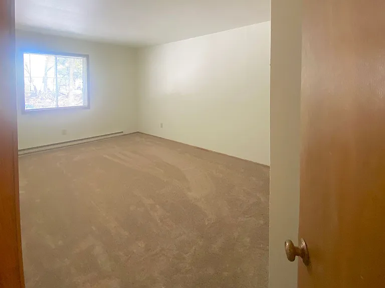 145 North Ave — Photo 7