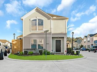 2626 Woodridge Cove Dr, Houston, TX 77087