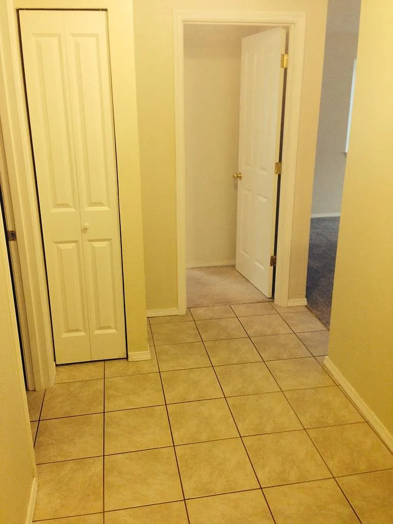 1 bed, 500 sqft, $1,800 — Photo 4