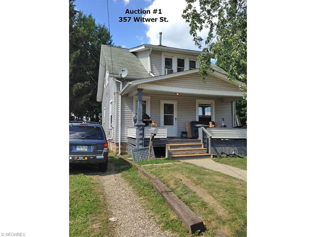 357 Witwer St NE photo 1