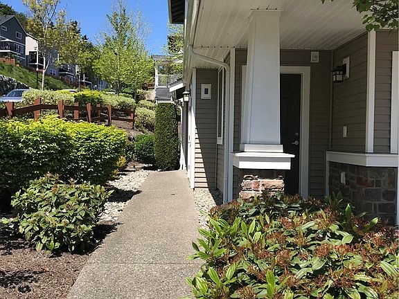 4th image of 3960 S 211th Pl Unit B2