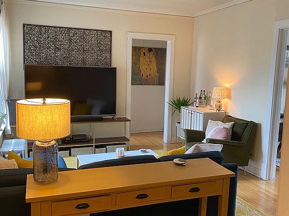 2nd image of 1344 W Hood Ave #3B