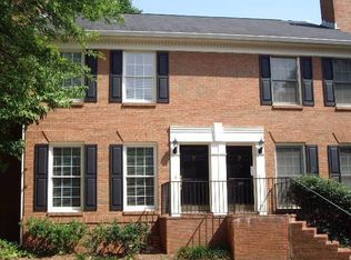 19 Mount Vernon Cir, Sandy Springs, GA