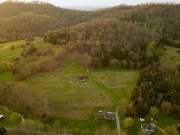 4th image of 346 Hogans Creek Rd