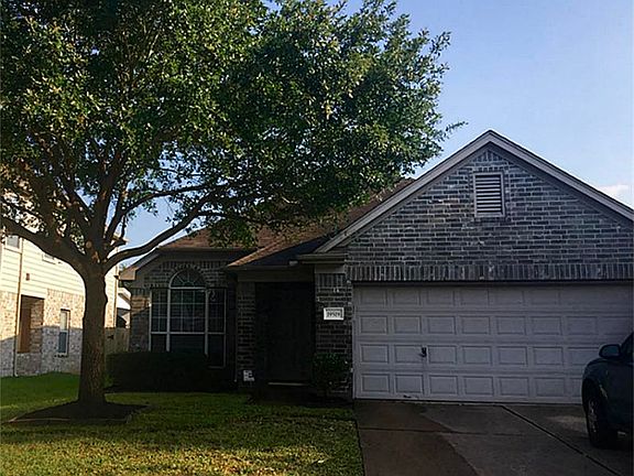 2nd image of 19519 Hillside Springs Cir