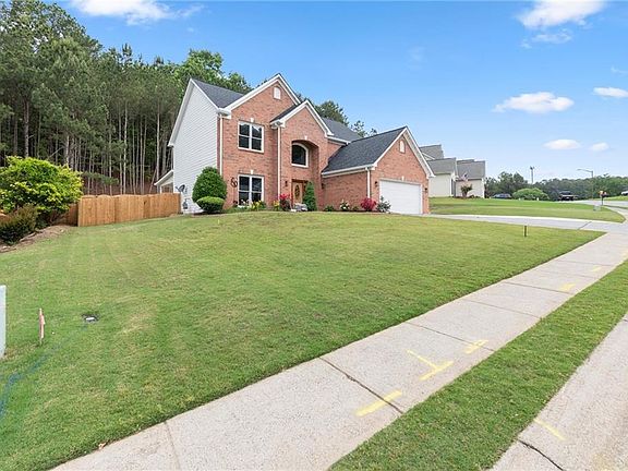 4th image of 1012 Blankets Creek Dr