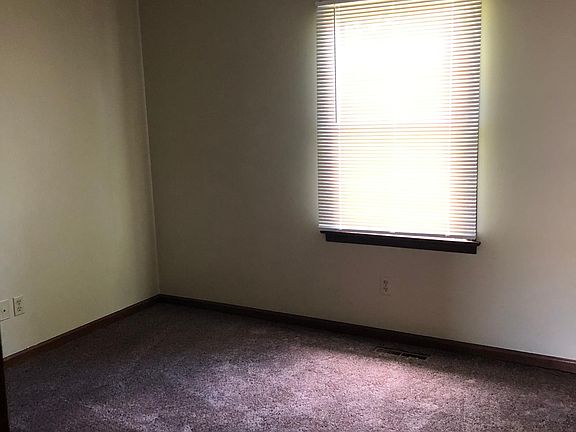 3rd image of 2306 6th Ave