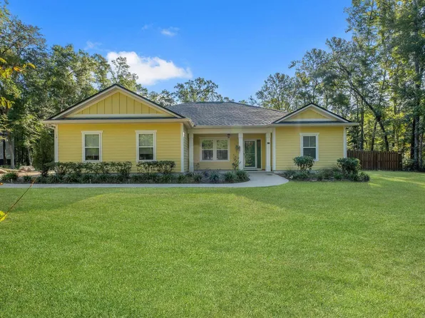 17 Apalachee Way, Crawfordville, FL 32327