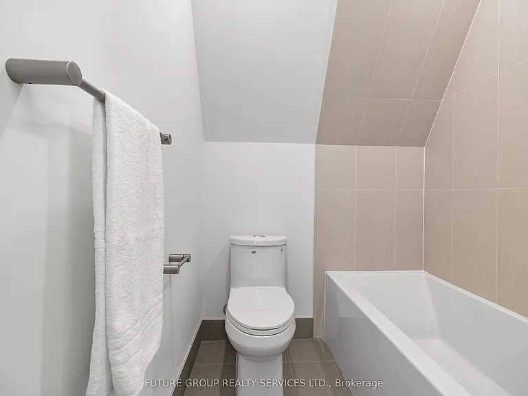 34 Poplar Ave #3 — Photo 34