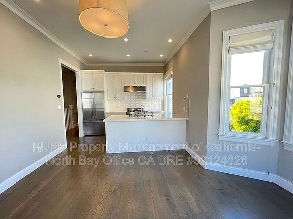 3rd image of 1765 Stockton St