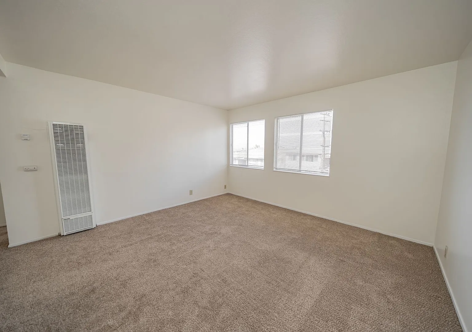 354 Vernon Street — Photo 3