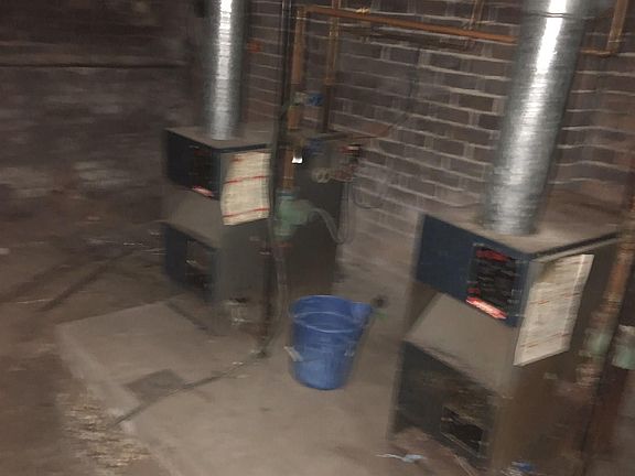 5th image of 3216 6th Ave