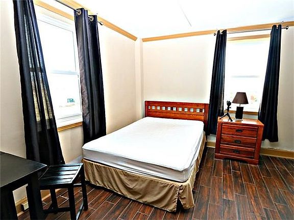 4th image of 1205 St Charles Ave APT 1307