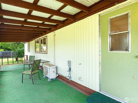 2nd image of 7 N Rosemary Lane