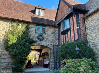 201 S Spring Mill Rd, Villanova, PA 19085