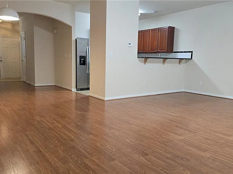 2109 Meadow Peak Rd — Photo 4