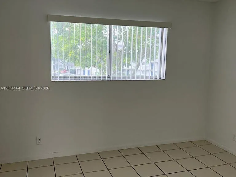 8720 N Sherman Cir #303 — Photo 8