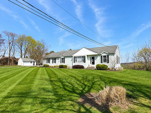 2nd image of 600 Laurel Grove Road