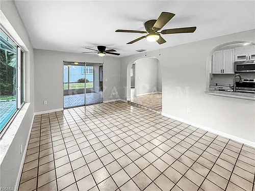 206 SE 46th Ter Photo 1