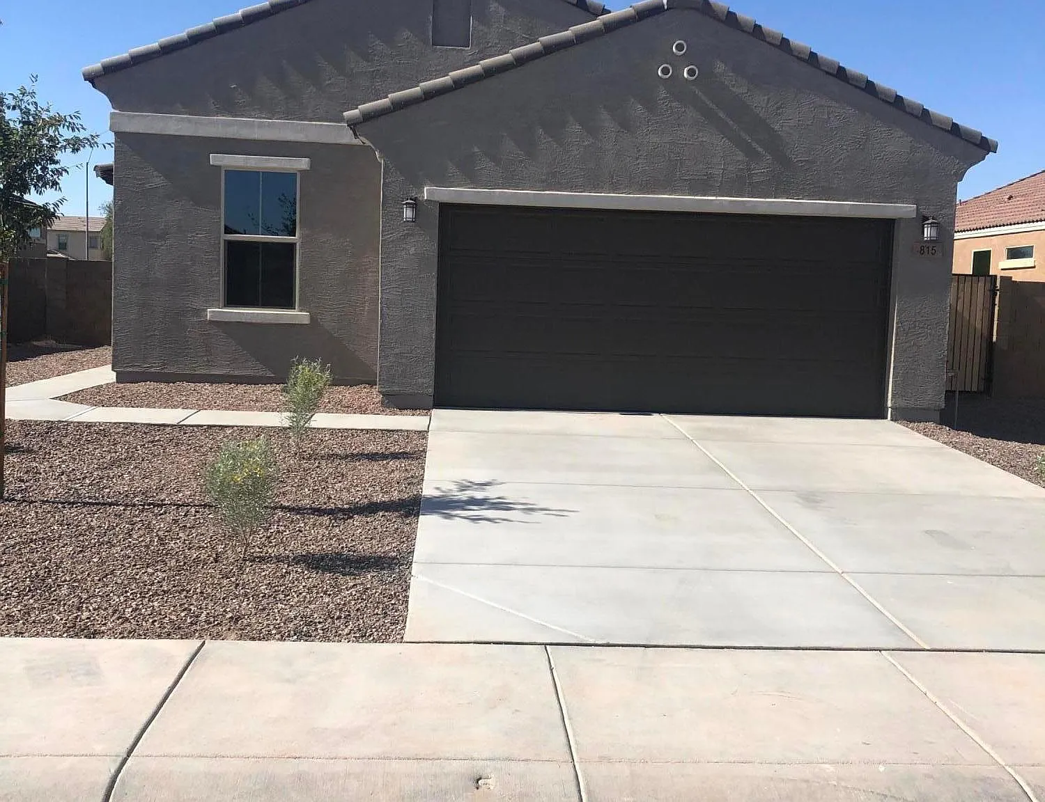 4 bed, 2.0 bath, 1720 sqft, $1,949 — Photo 1