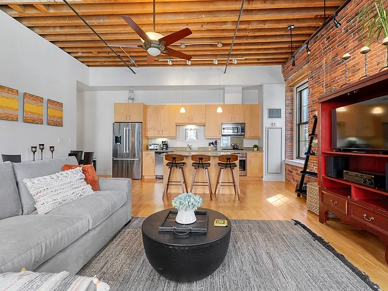 101 Broad St #2C — Photo 9