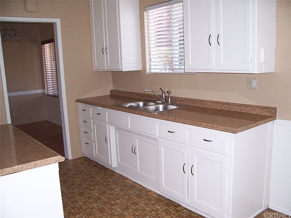 5th image of 13616 Correnti St