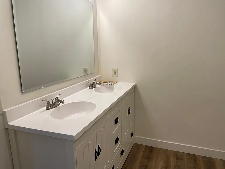 Master bdrm - bath 2