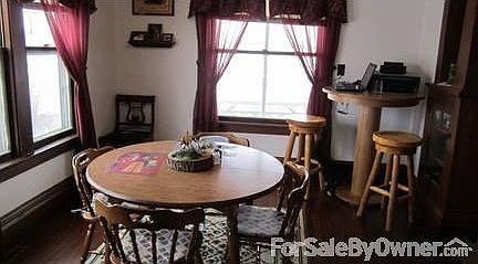 Diningroom
						:
						Diningroom room has had wood floor redone when we moved in 8 yrs ago