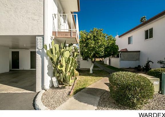 3rd image of 1739 Los Lagos Dr #D