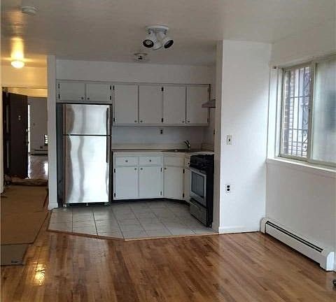 3rd image of 9026 52nd Ave
