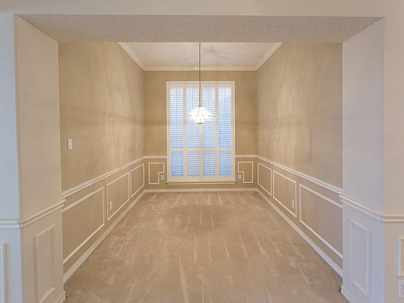 3rd image of 3306 Heather Hill Dr