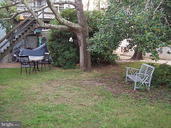 4th image of 217 N 10th St