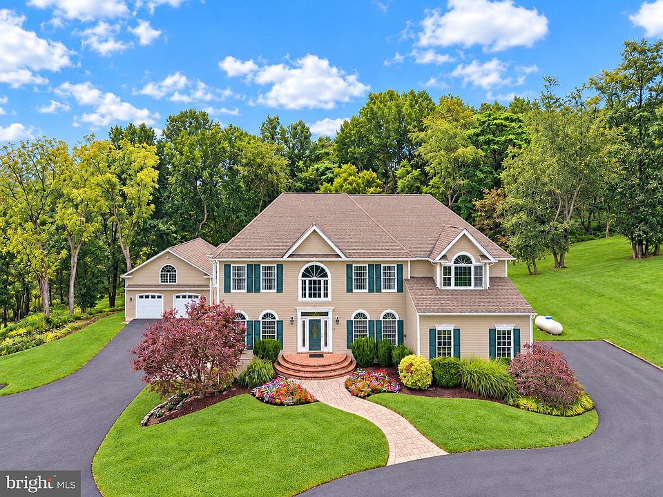 1st image of 13406 Autumn Crest Dr