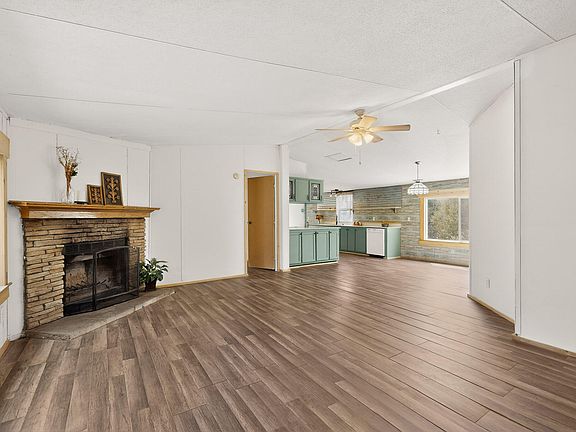 4th image of 384 Juan Tomas Rd