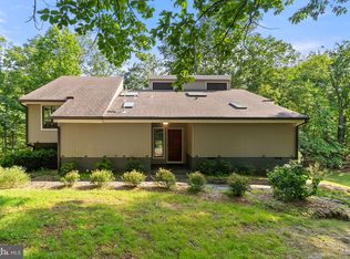 39368 Longhill Ln, Aldie, VA 20105