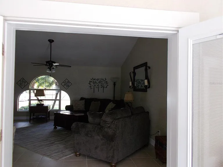 6960 Malton St — Photo 19
