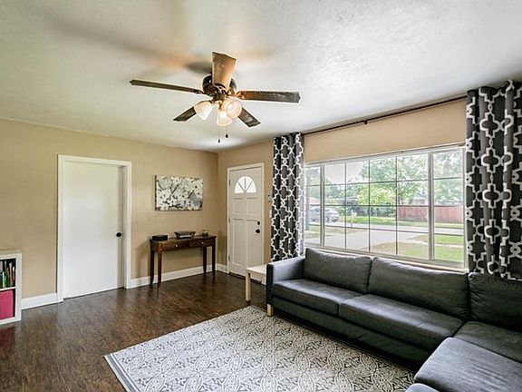 5th image of 11304 N Oakleaf Ave