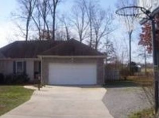 135 Highland Trl, Estill Springs, TN 37330