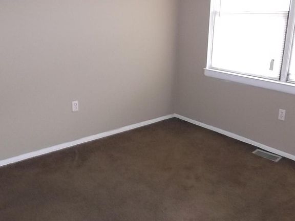 3rd image of 151 Snowshoe Ct APT 104