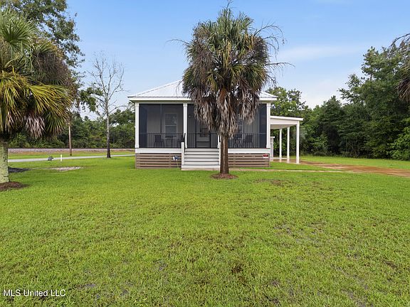 3rd image of 138 Lafitte Dr