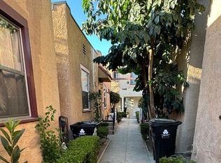 959 W 45th St #1, Los Angeles, CA 90037