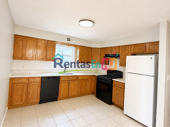3rd image of 509 S 19th St #1A