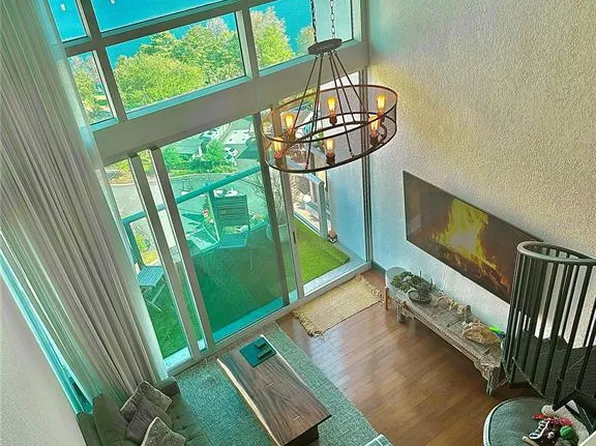 150 E Robinson St Unit 1203, Orlando, FL 32801