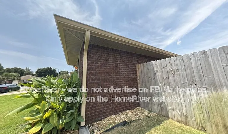 1879 Bay Pine Cir — Photo 3